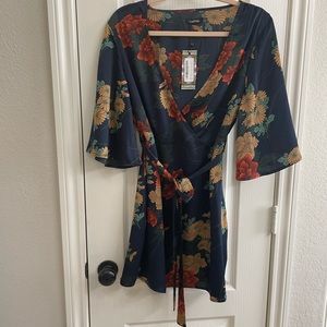 Boohoo Dress NWT